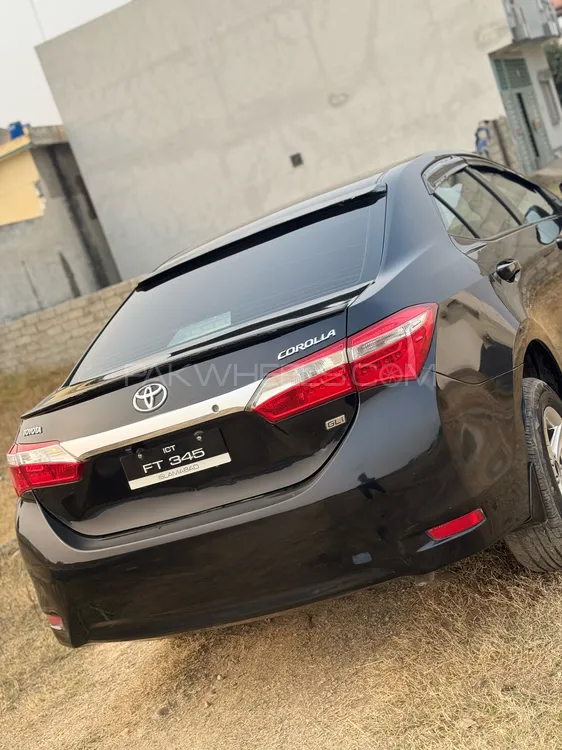 Toyota Corolla 2015 for Sale in Kallar Saddiyian Image-1