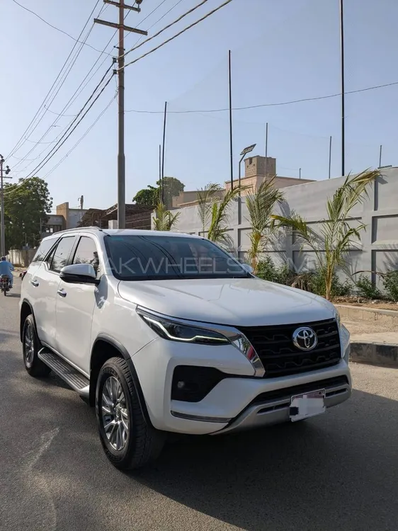Toyota Fortuner 2022 for Sale in Karachi Image-1