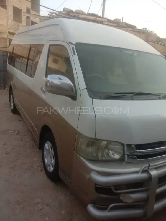 Toyota Hiace 2010 for Sale in Karachi Image-1