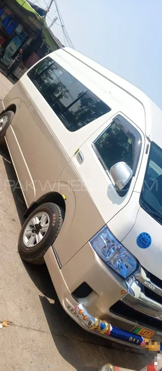 Toyota Hiace 2012 for Sale in Peshawar Image-1