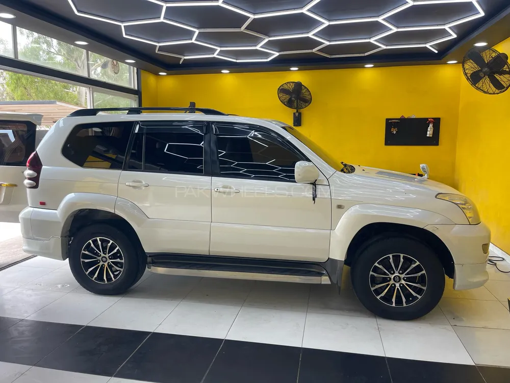 Toyota Prado 2005 for Sale in Islamabad Image-1