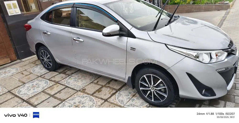 ٹویوٹا یارس سیڈان 2023 for Sale in کراچی Image-1
