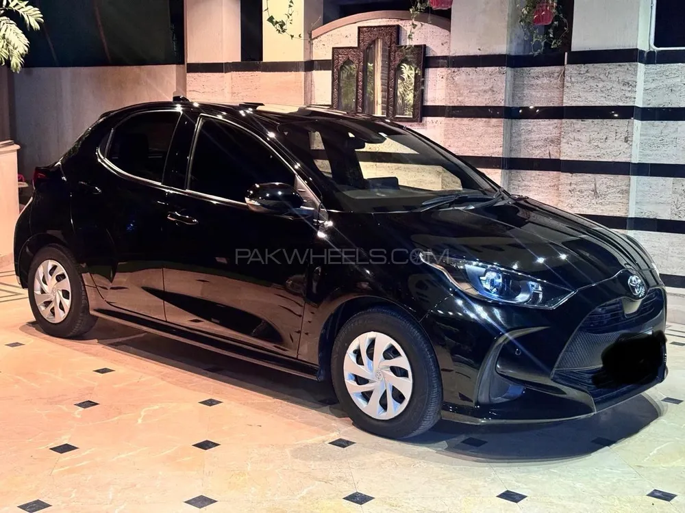 Toyota Yaris Hatchback 2021 for Sale in Islamabad Image-1