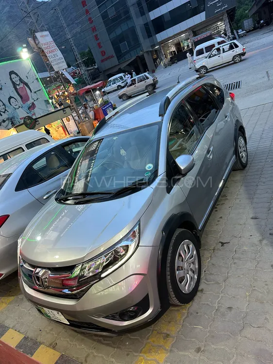 Honda BR-V 2017 for Sale in Abbottabad Image-1
