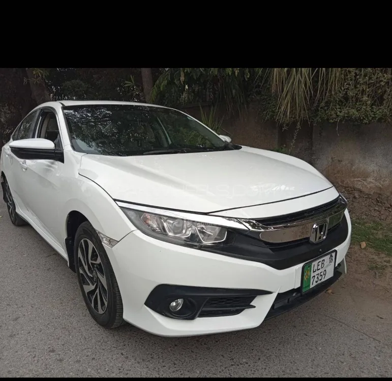 Honda Civic 2018 for Sale in Multan Image-1