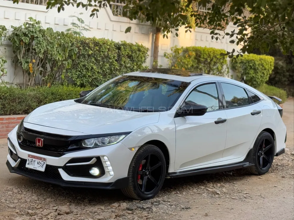 Honda Civic 2016 for Sale in Karachi Image-1