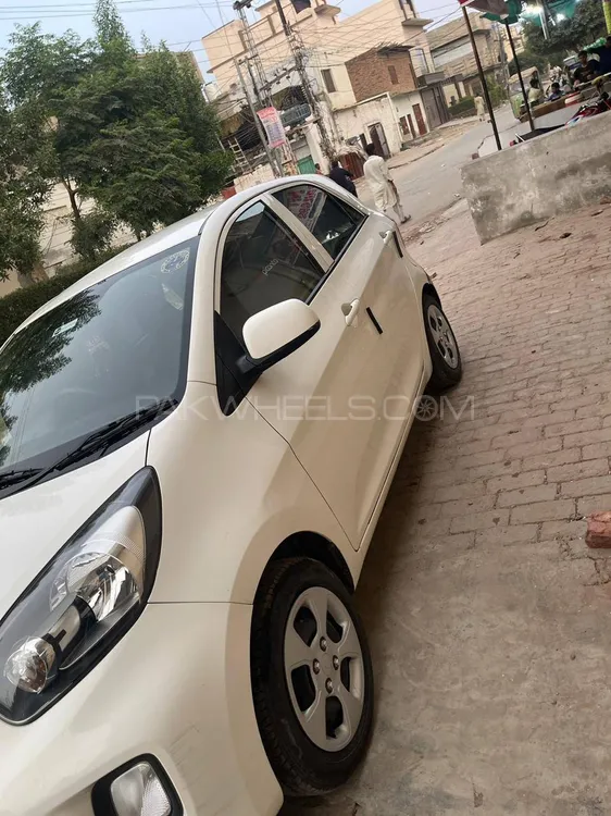 KIA Picanto 2019 for Sale in Chishtian Image-1
