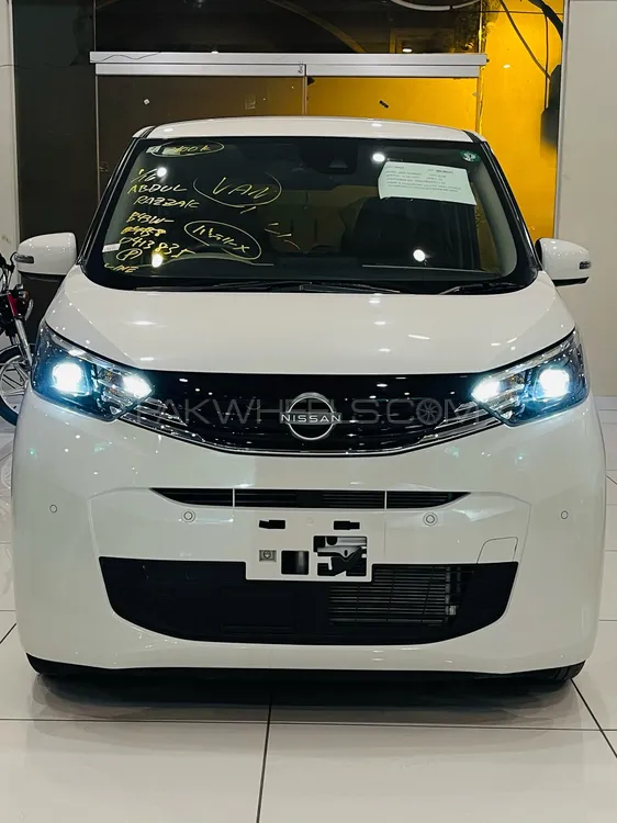 نسان ڈیز 2024 for Sale in کراچی Image-1