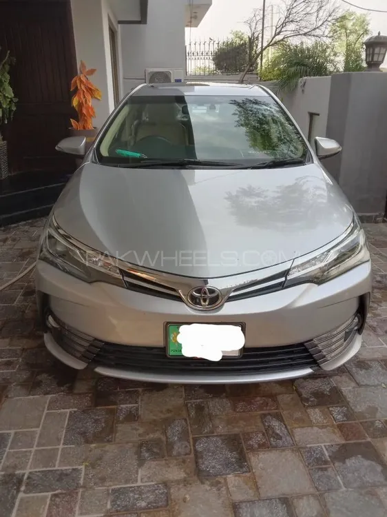 Toyota Corolla 2019 for Sale in Lahore Image-1