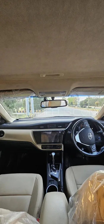 Toyota Corolla 2021 for Sale in Faisalabad Image-1