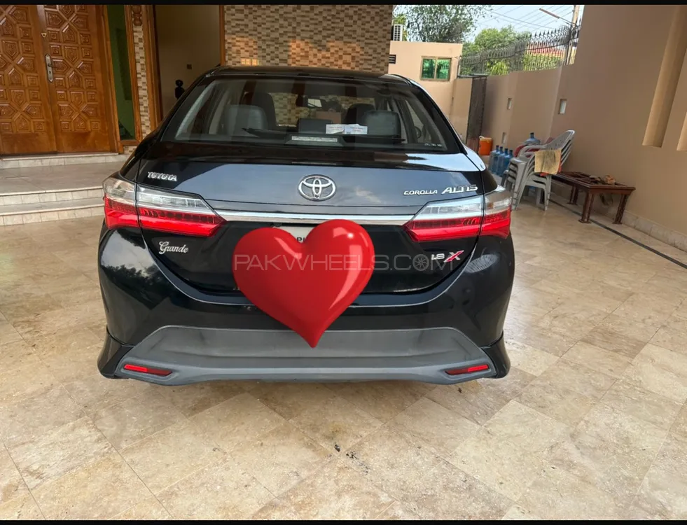 Toyota Corolla 2022 for Sale in Lahore Image-1