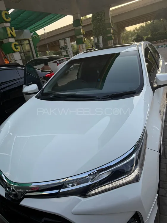 Toyota Corolla 2023 for Sale in Peshawar Image-1