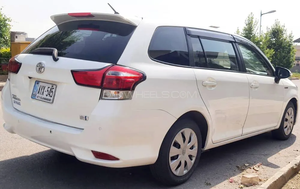ٹویوٹا کرولا فیلڈر 2020 for Sale in اسلام آباد Image-1