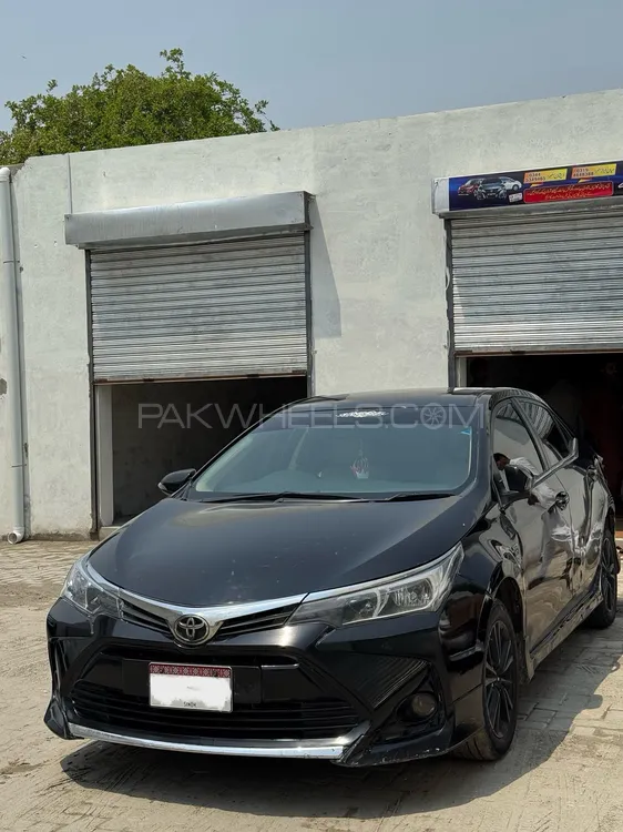 Toyota Corolla 2019 for Sale in Qasba gujrat Image-1