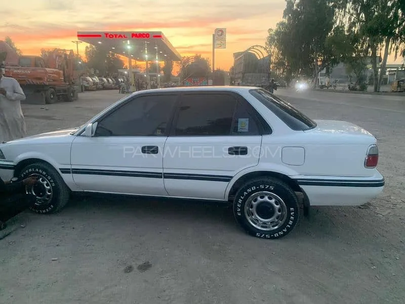 Toyota Corolla 1991 for Sale in Nowshera Image-1