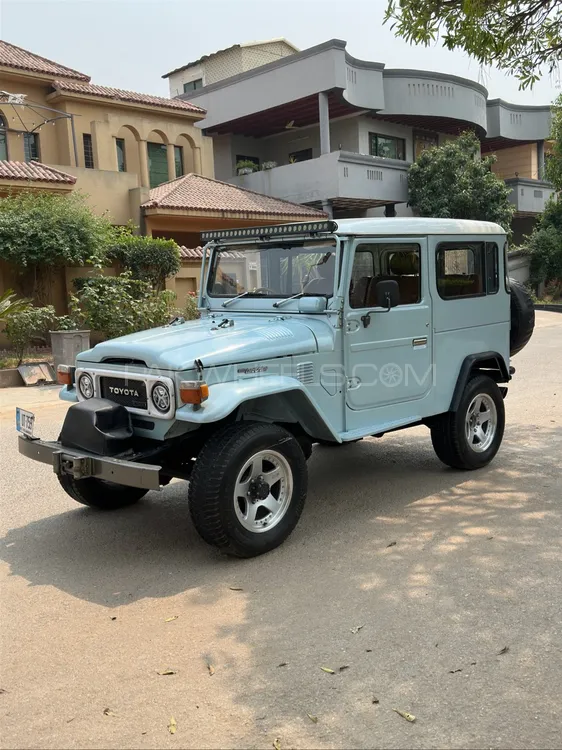 Toyota Land Cruiser 1979 for Sale in Islamabad Image-1