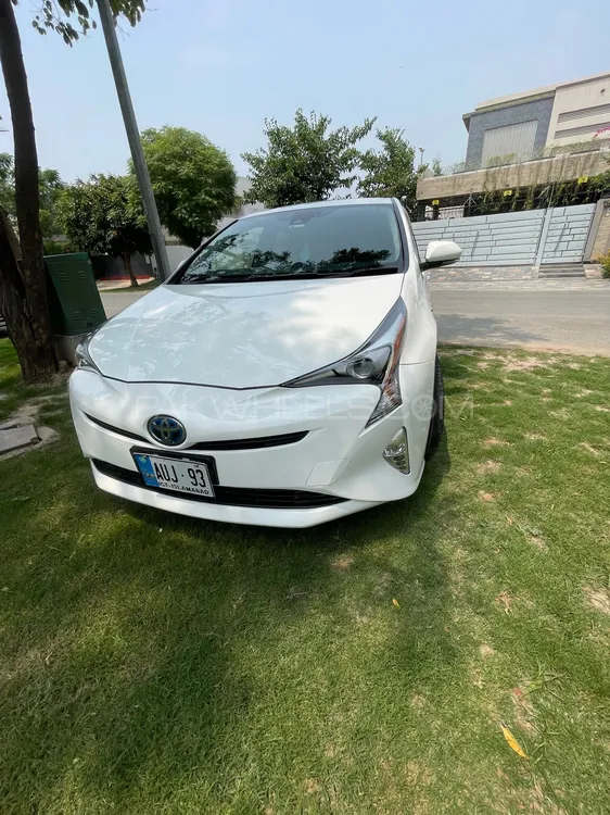 Toyota Prius 2018 for Sale in Lahore Image-1