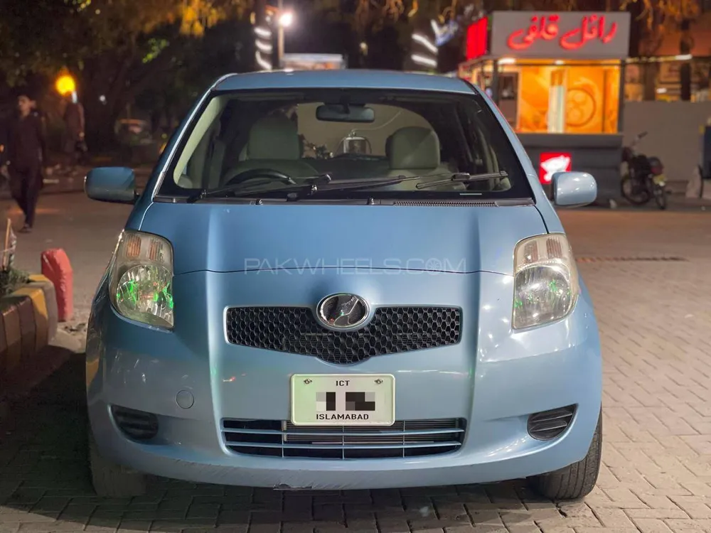 Toyota Vitz 2006 for Sale in Islamabad Image-1