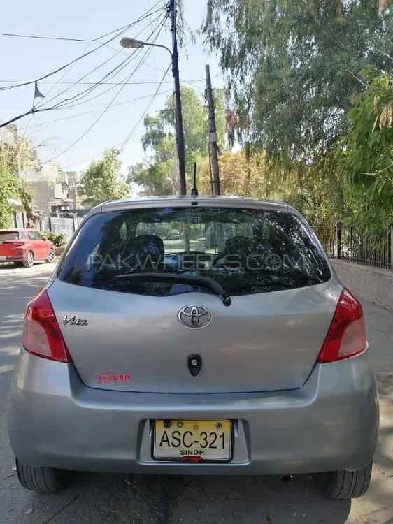Toyota Vitz 2006 for Sale in Lahore Image-1