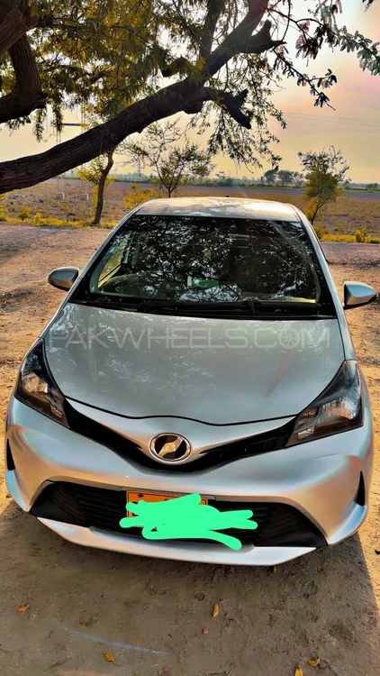 Toyota Vitz 2016 for Sale in Hyderabad Image-1