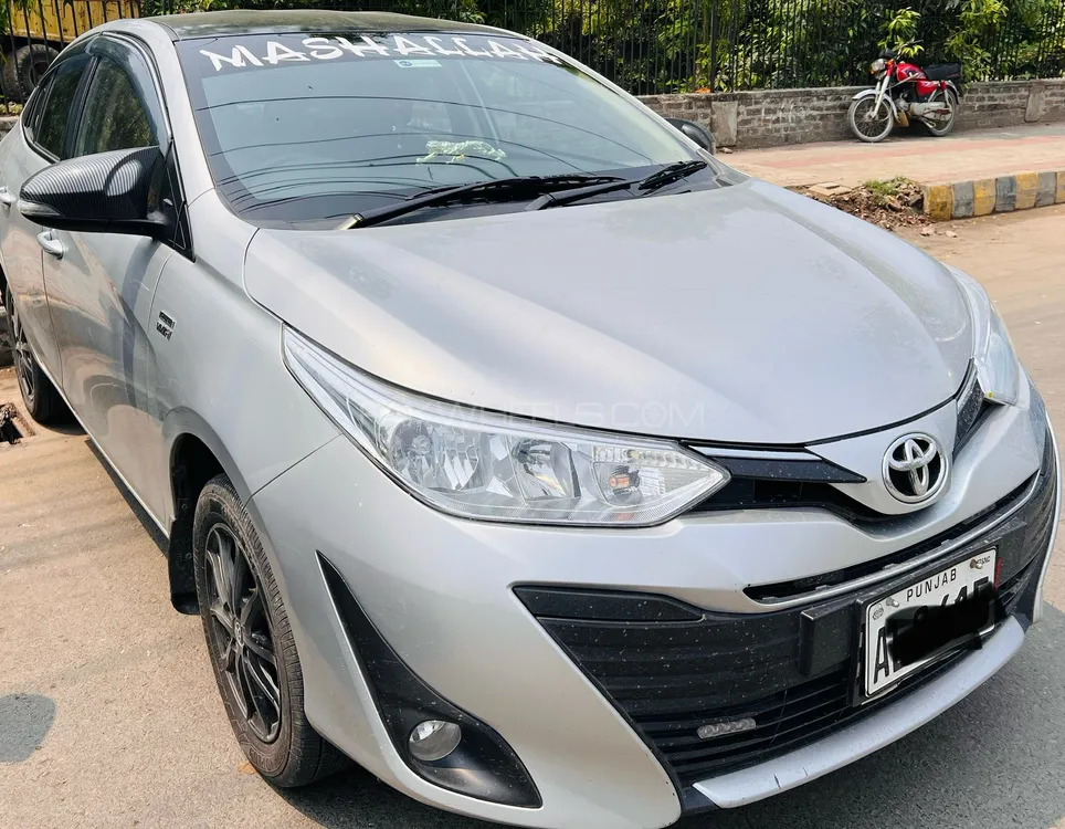 Toyota Yaris Sedan 2022 for Sale in Lahore Image-1