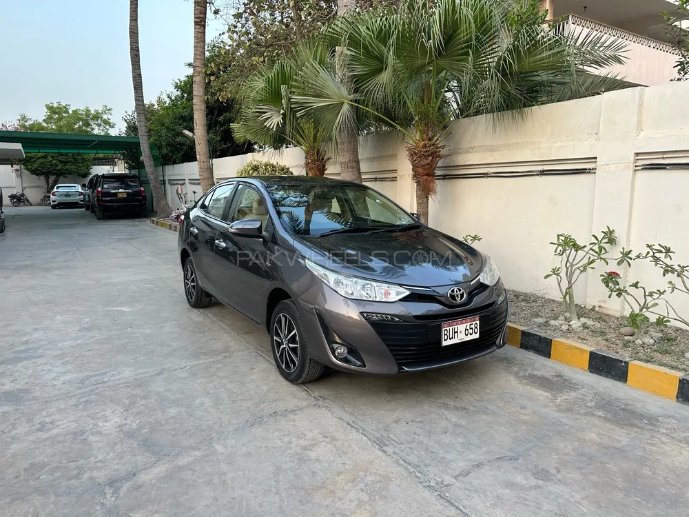 ٹویوٹا یارس سیڈان 2021 for Sale in کراچی Image-1