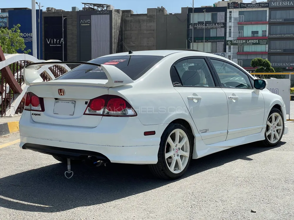 Civic Reborn Bumpers with bodykits Image-1