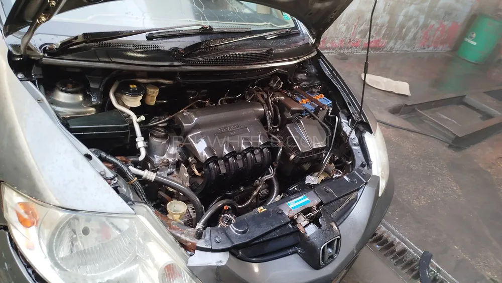 Honda City 2004 for Sale in Karachi Image-1