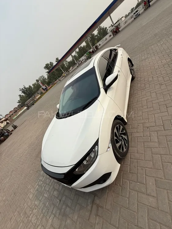 Honda Civic 2018 for Sale in Lahore Honda Civic 2018 for Sale in Lahore Image-4