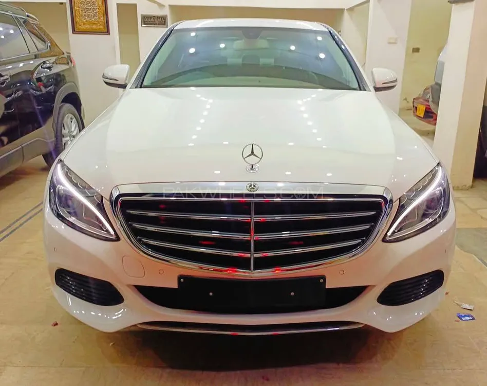 Mercedes Benz C Class 2018 for Sale in Karachi Image-1
