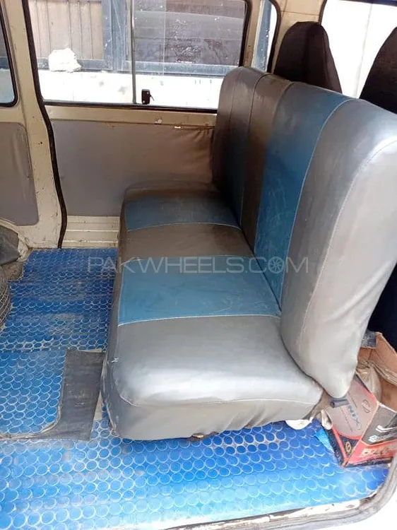 Suzuki Bolan 2011 for Sale in Lahore Image-1