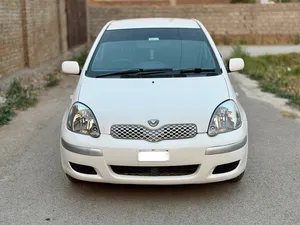 Toyota Vitz F 1.0 2005 for Sale