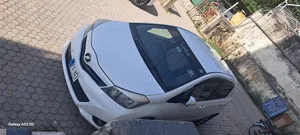 Toyota Vitz F 1.0 2013 for Sale