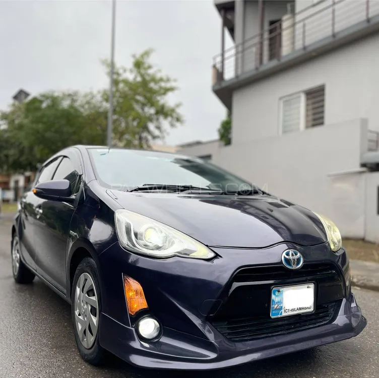 Toyota Aqua 2015 for Sale in Islamabad Image-1