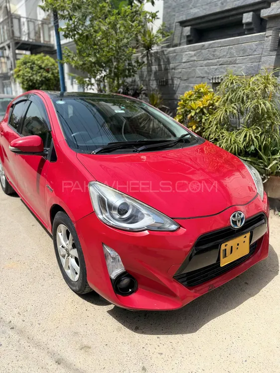 Toyota Aqua 2015 for Sale in Karachi Image-1