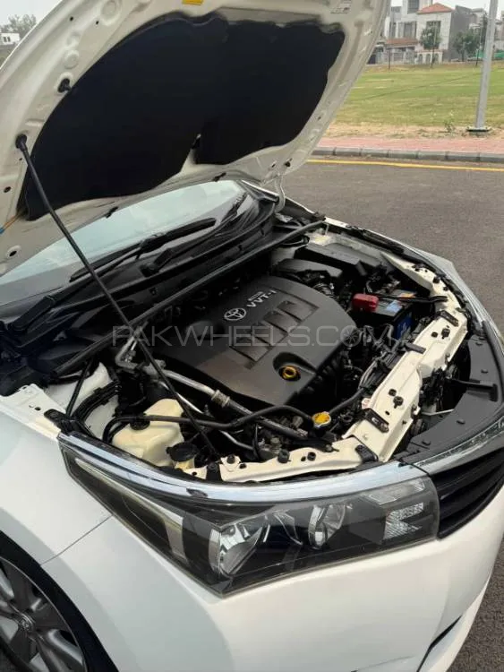 Toyota Corolla 2016 for Sale in Lahore Image-1