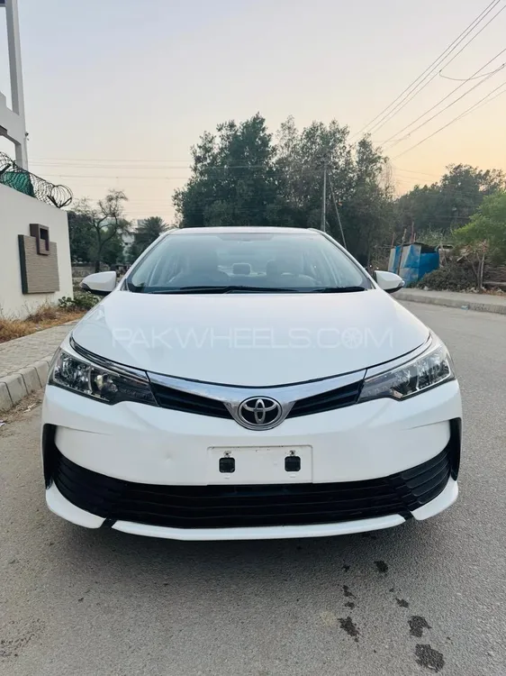 Toyota Corolla 2020 for Sale in Karachi Image-1