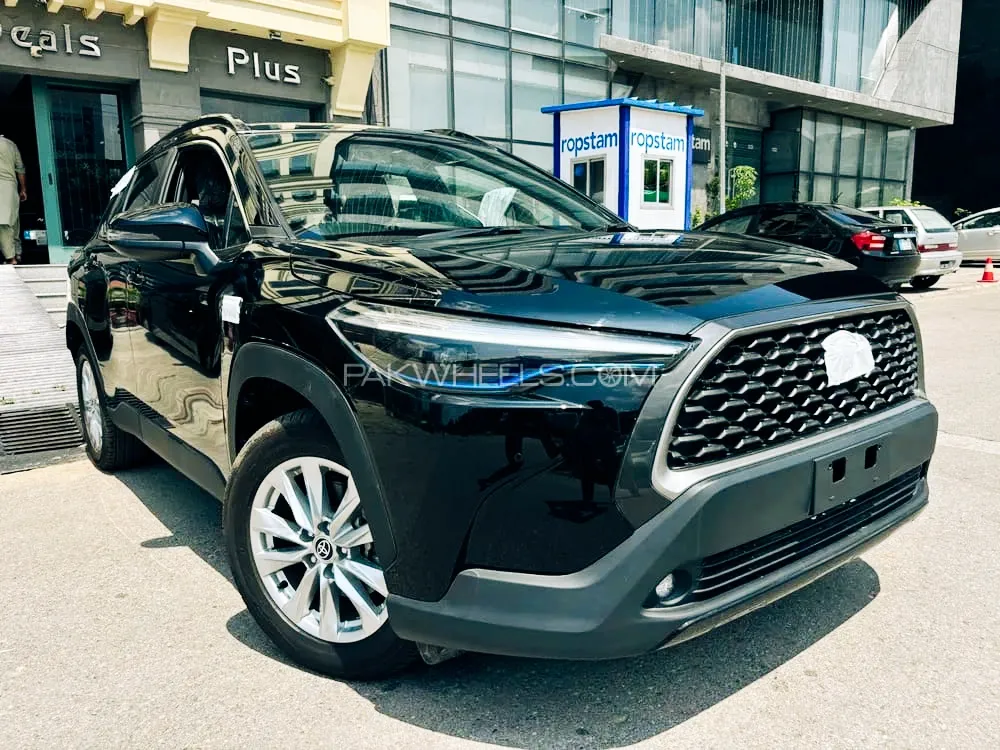 Toyota Corolla Cross 2024 for Sale in Islamabad Image-1