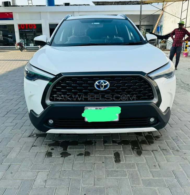 Toyota Corolla Cross 2024 for Sale in Lahore Image-1