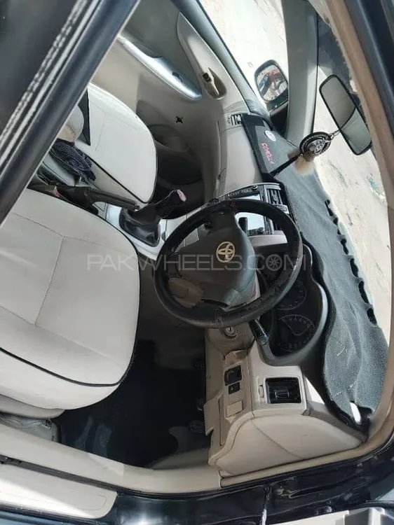 Toyota Corolla 2010 for Sale in Karachi Image-1
