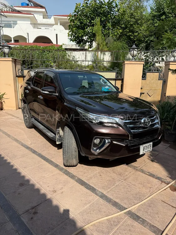 Toyota Fortuner 2017 for Sale in Islamabad Image-1