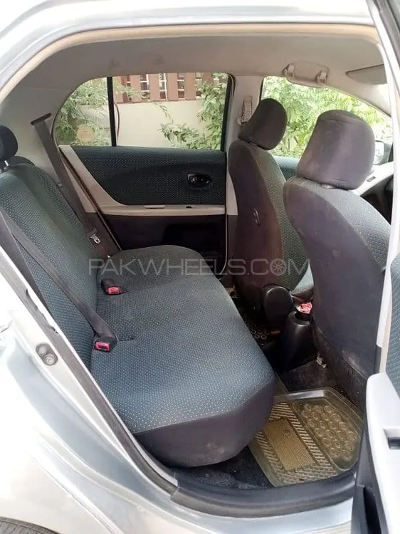 Toyota Vitz 2007 for Sale in Karachi Image-1