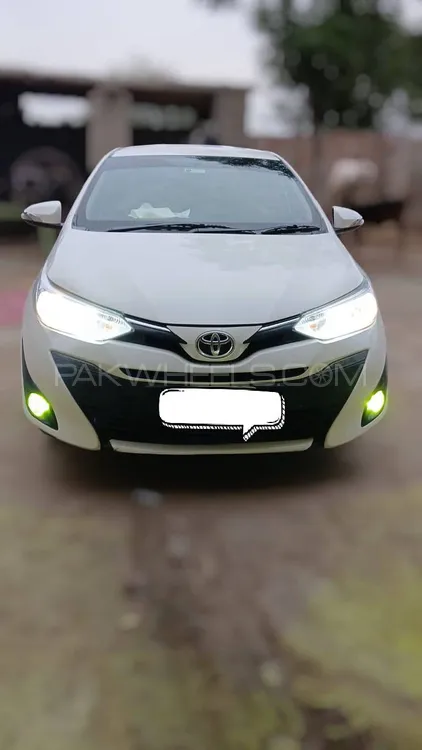 Toyota Yaris Sedan 2021 for Sale in Muzaffar Gargh Image-1