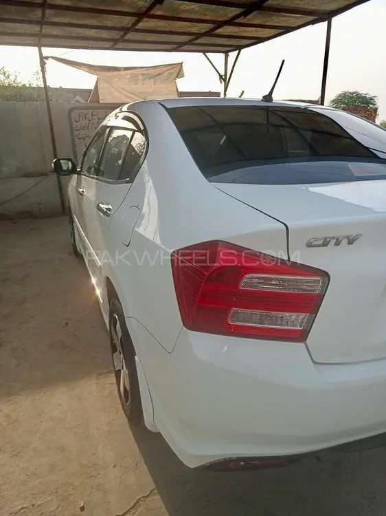 Honda City 2018 for Sale in Mian Wali Image-1