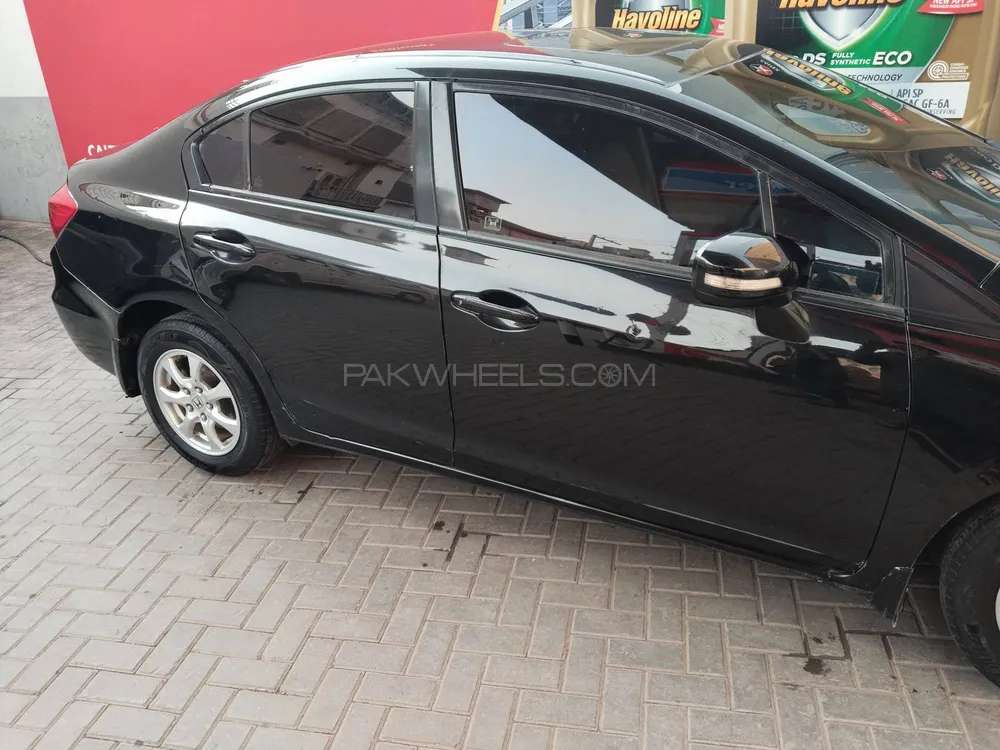 Honda Civic 2013 for Sale in Multan Image-1