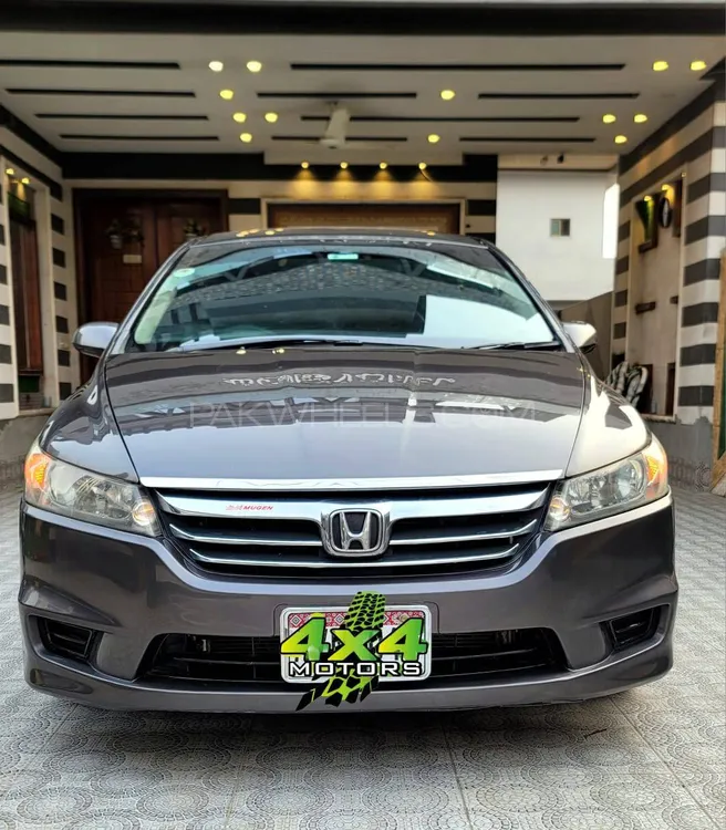 Honda Stream 2006 for Sale in Lahore Image-1