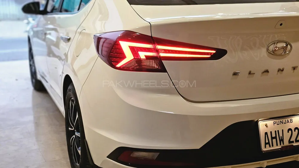 Hyundai Elantra 2022 for Sale in Lahore Image-1
