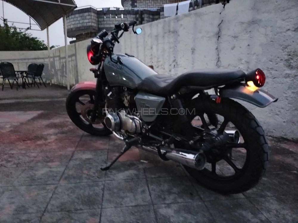 Kawasaki GT 550 1988 for Sale Image-1