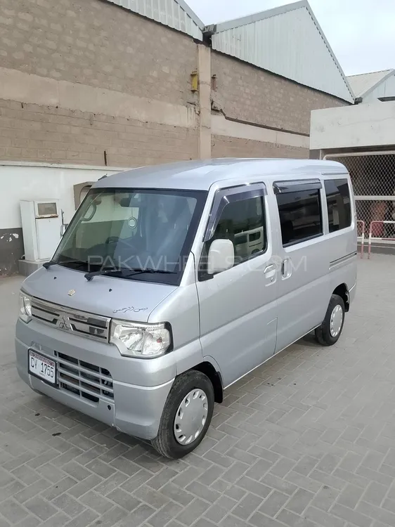 Mitsubishi Minicab 2013 for Sale in Karachi Image-1