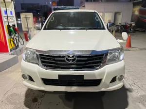 Toyota Hilux Vigo Champ GX 2014 for Sale